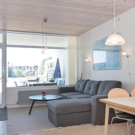 6 Person Holiday Home On A Holiday Park In Glesborg 外观 照片