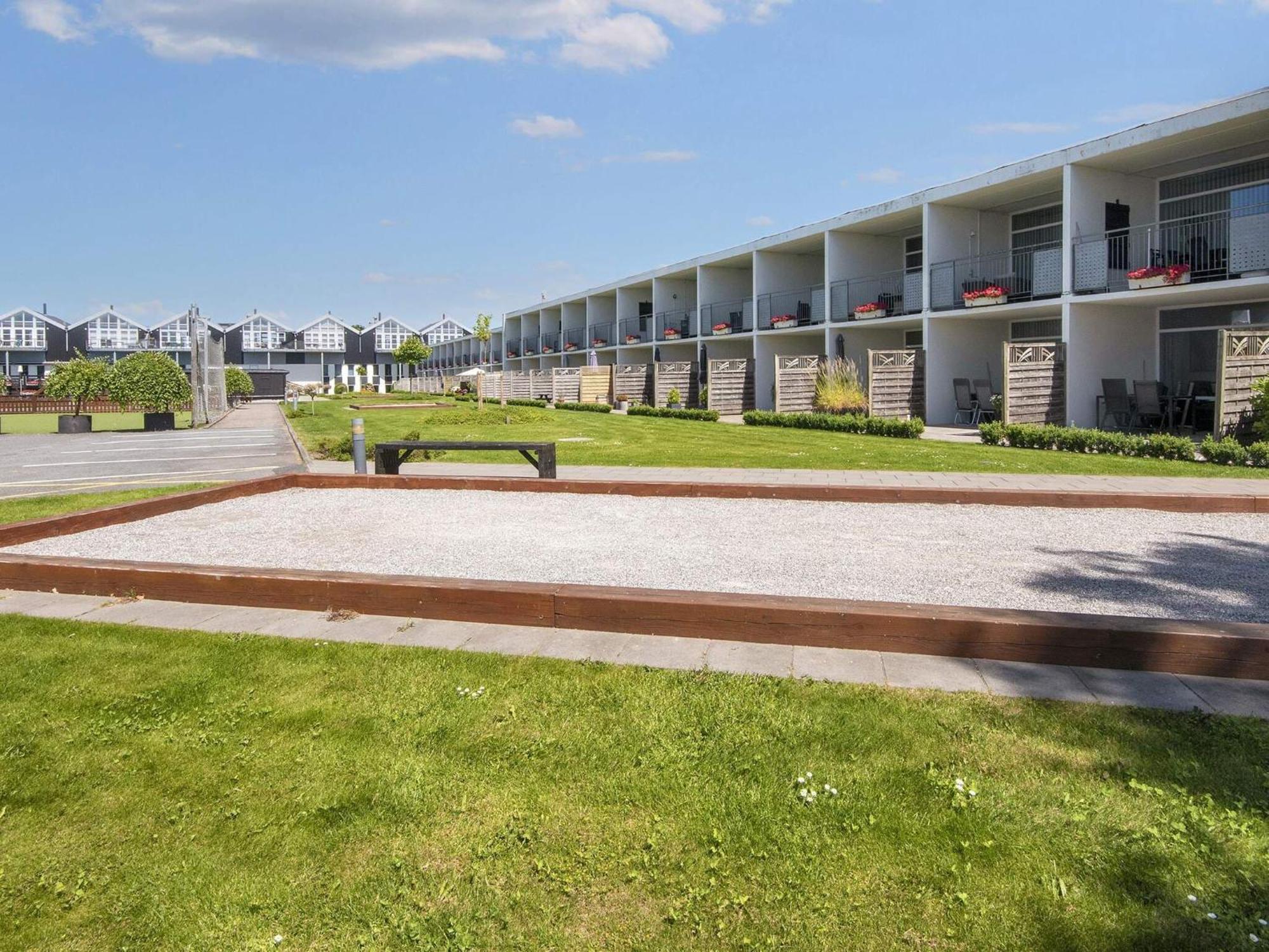 6 Person Holiday Home On A Holiday Park In Glesborg 外观 照片